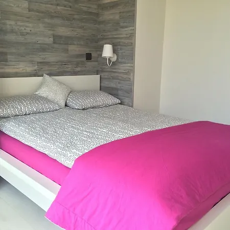 Apartment South Park - Louis Eyer Sofia