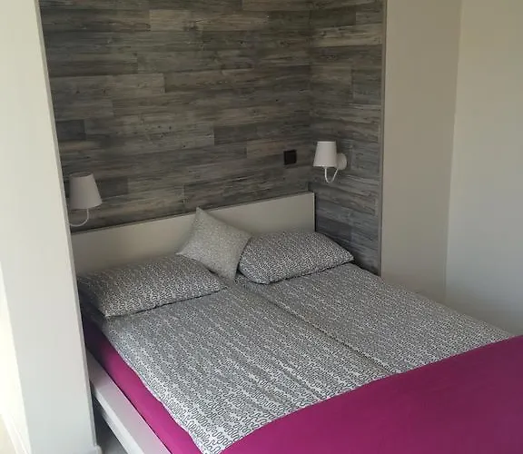 South Park - Louis Eyer