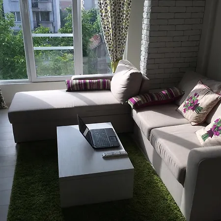 South Park - Louis Eyer Sofia