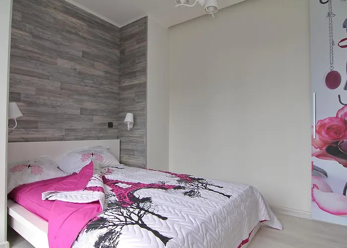 South Park - Louis Eyer Apartament *